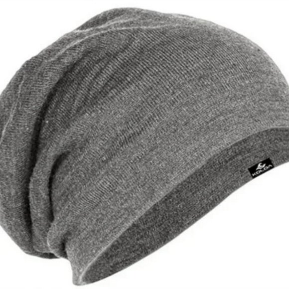 NWOT Grey Slouchy Beanie - Picture 5 of 5